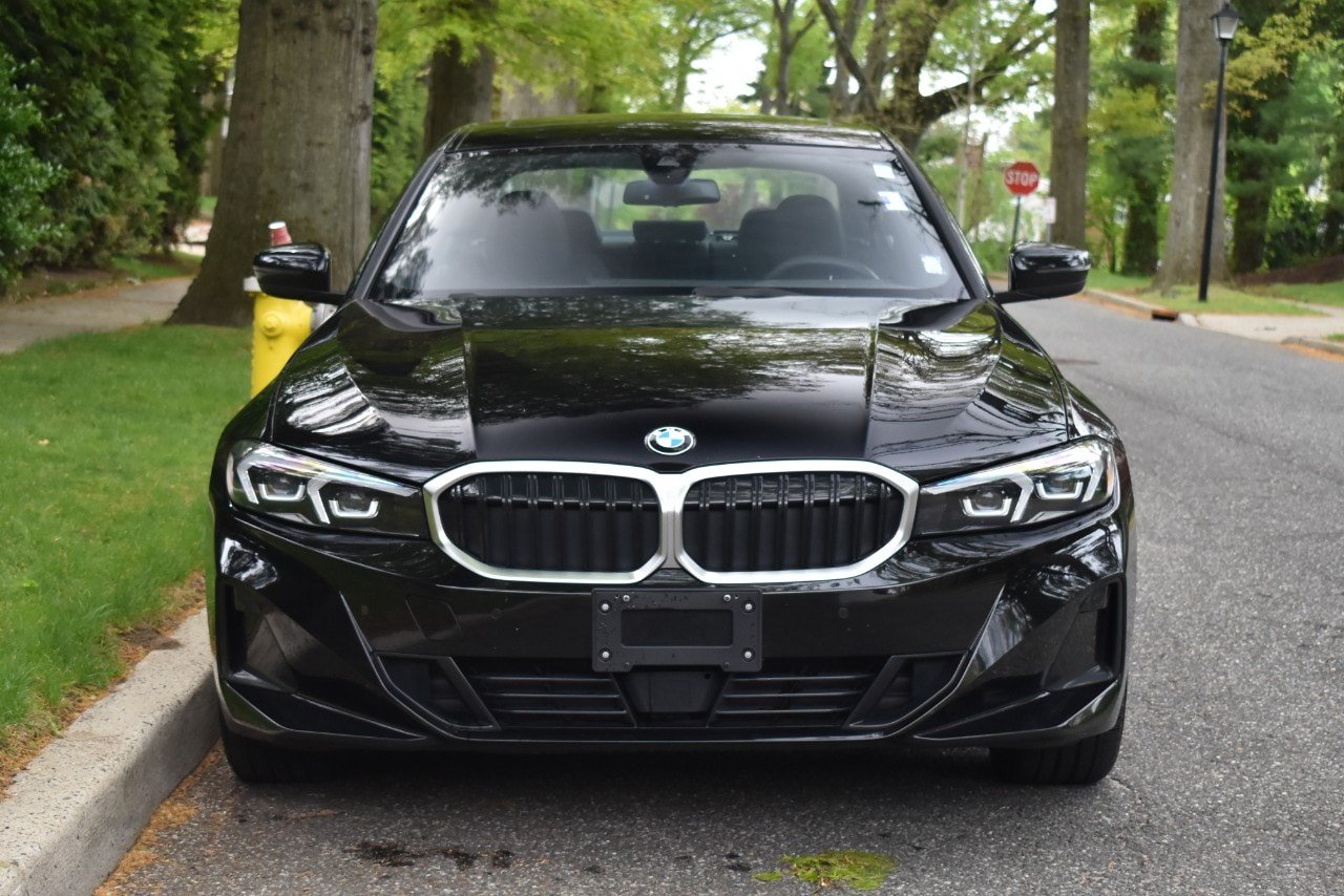 Used 2025 BMW 330i xDrive Sedan AWD/4WD image 12