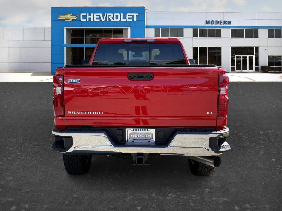 Used 2026 Chevrolet Silverado 2500 LT w/ All Star Edition AWD/4WD image 4