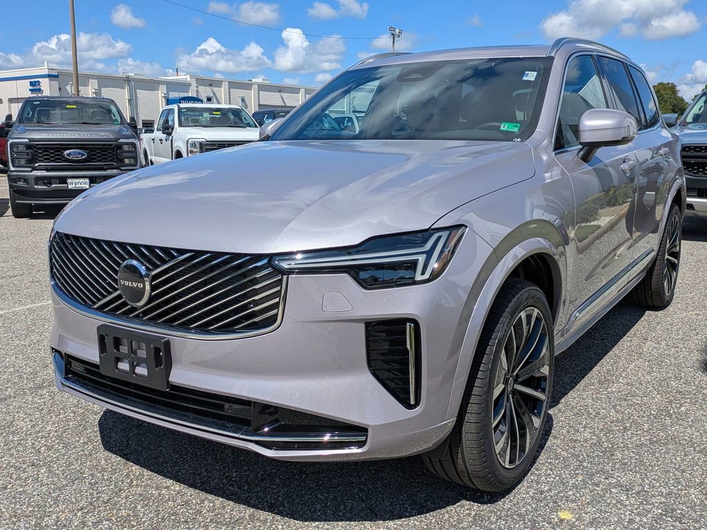 New 2026 Volvo XC90 B6 Core image 8