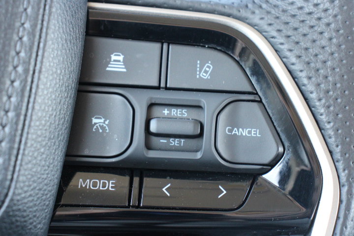 Used 2024 Toyota Tundra Limited AWD/4WD image 26
