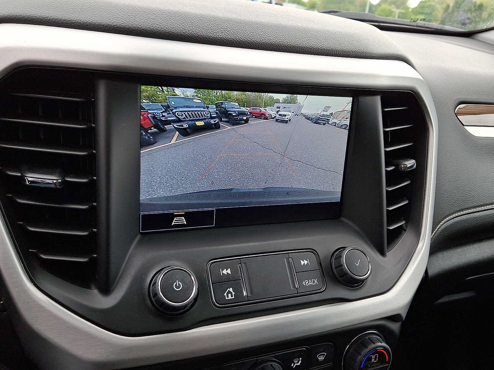 Used 2023 GMC Acadia SLE w/ Driver Convenience Package AWD/4WD image 21
