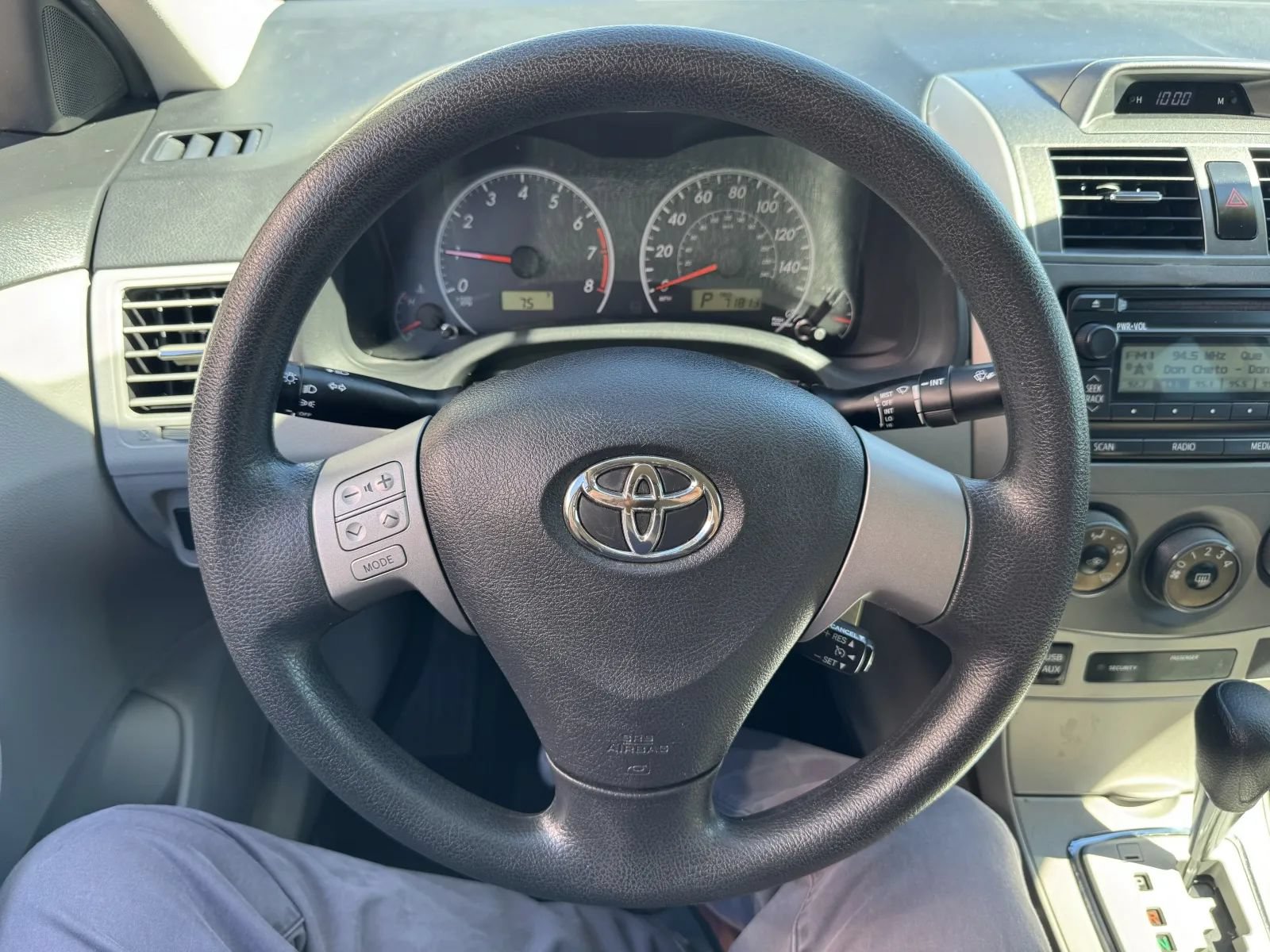 Used 2012 Toyota Corolla LE FWD image 21