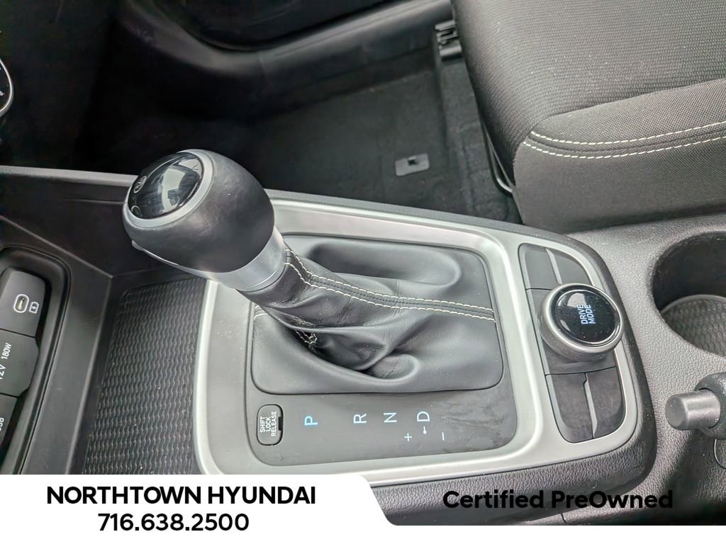 Certified 2023 Hyundai Venue SEL image 13