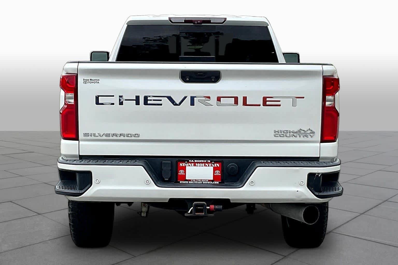 Used 2023 Chevrolet Silverado 2500 High Country w/ Z71 Off-Road Package AWD/4WD image 9