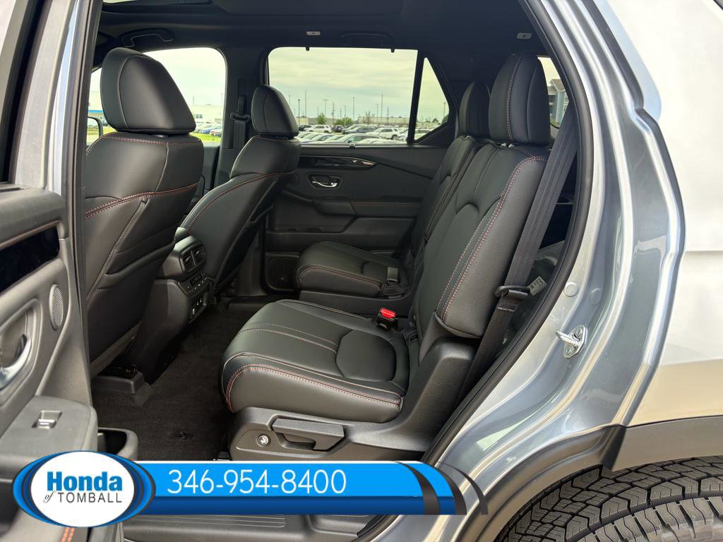 New 2026 Honda Pilot TrailSport image 16