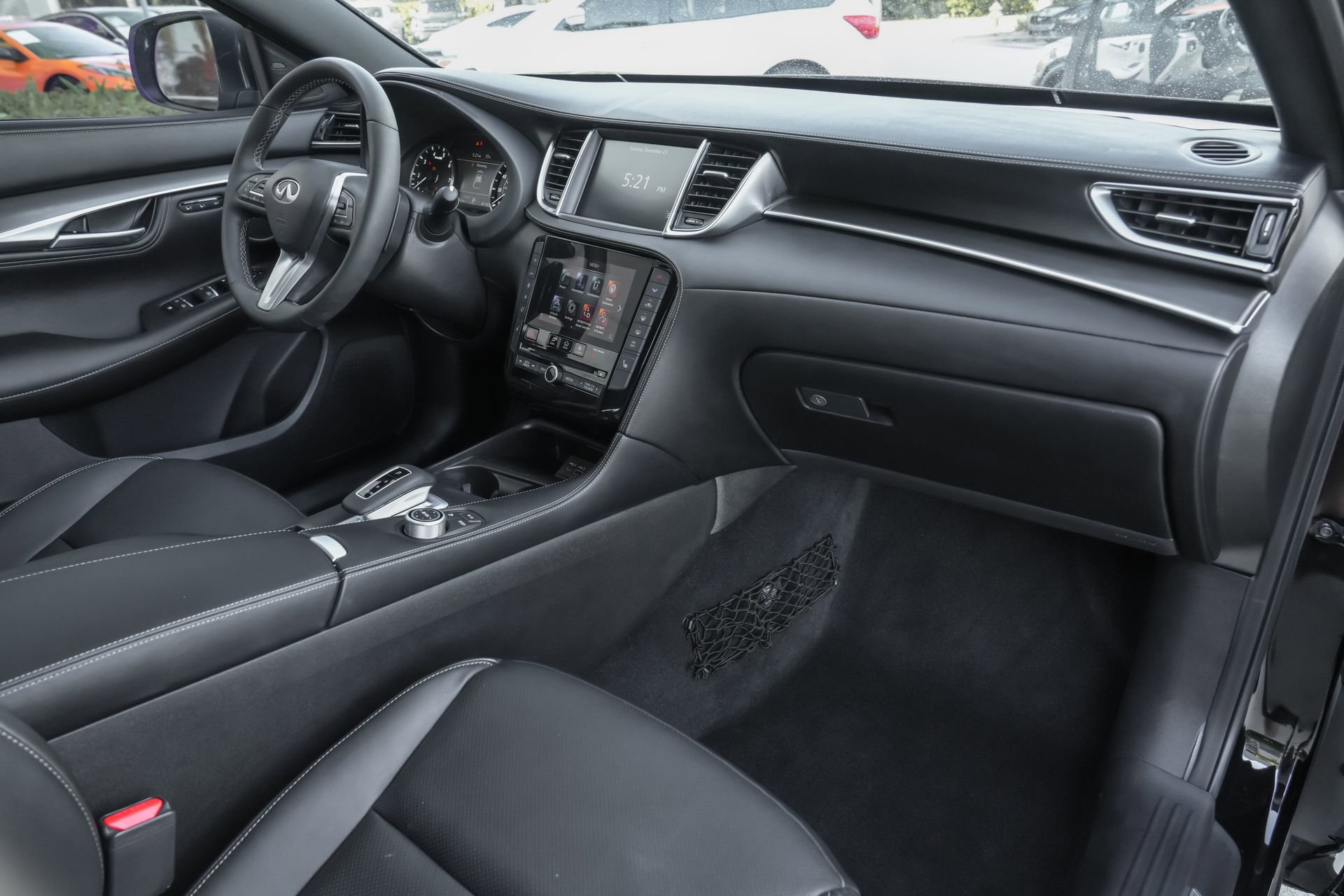 Used 2025 INFINITI QX55 Luxe w/ Cargo Package image 37