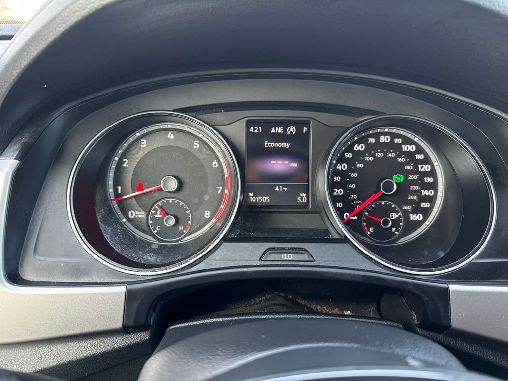 Used 2019 Volkswagen Atlas SE w/ Towing Package image 16