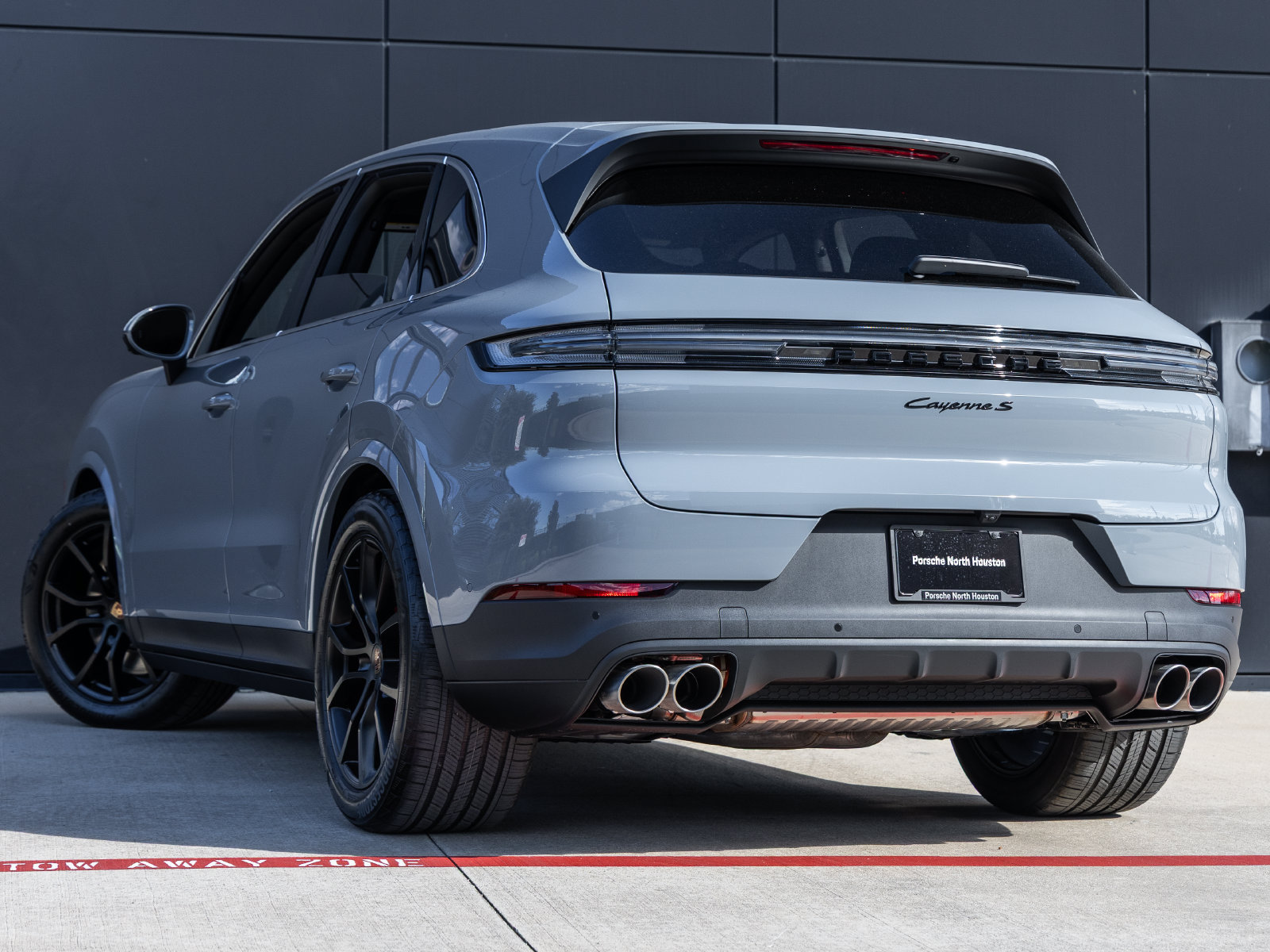 New 2026 Porsche Cayenne S AWD/4WD image 3