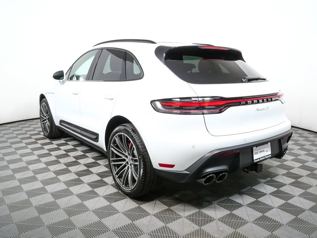New 2026 Porsche Macan S image 3
