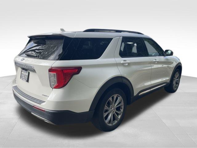 Used 2022 Ford Explorer XLT w/ Equipment Group 202A AWD/4WD image 6
