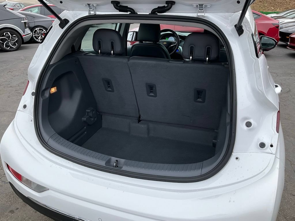 Used 2017 Chevrolet Bolt Premier FWD image 8
