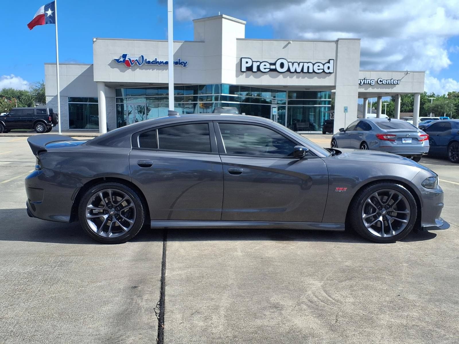 Used 2023 Dodge Charger Scat Pack w/ Plus Group RWD image 4