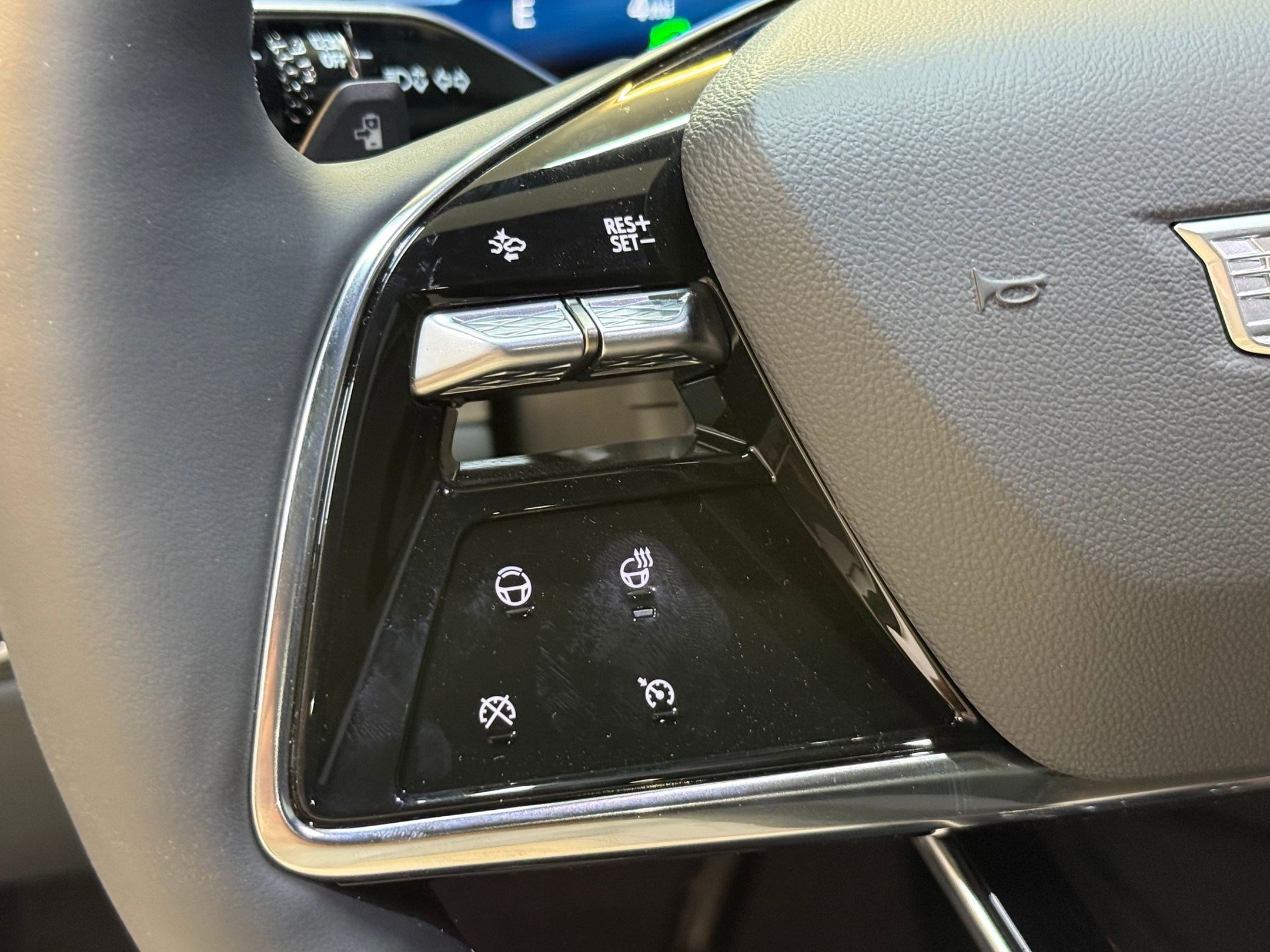 New 2025 Cadillac Lyriq Sport image 17