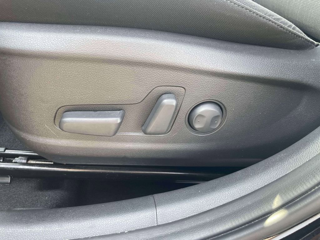 Used 2023 Hyundai Kona SEL image 18