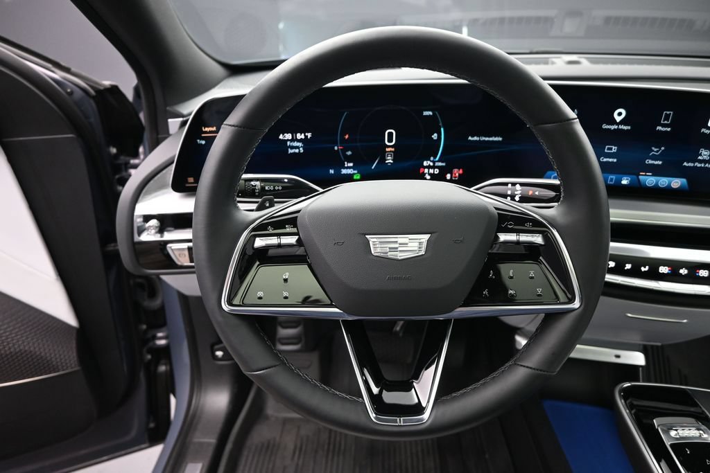 Used 2024 Cadillac Lyriq Sport AWD/4WD image 13