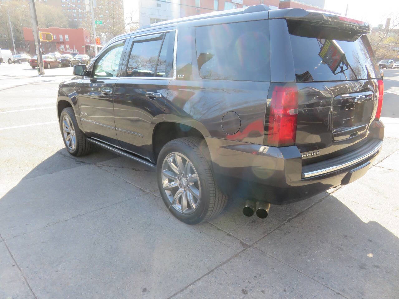 Used 2015 Chevrolet Tahoe LTZ image 7