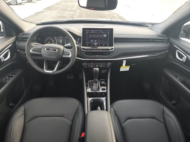 New 2026 Jeep Compass Limited image 9