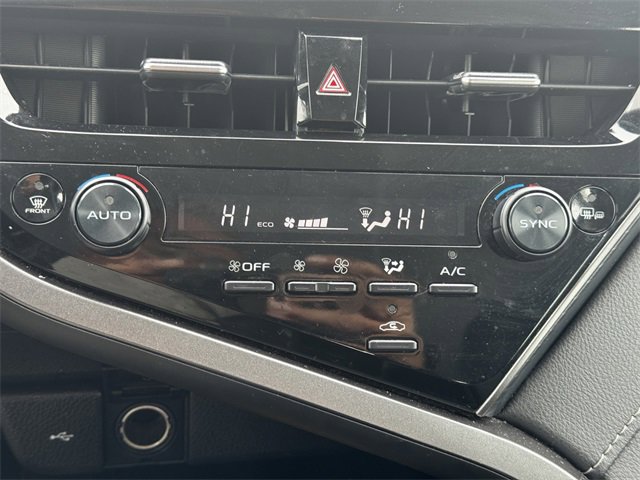 Used 2024 Toyota Camry SE image 34