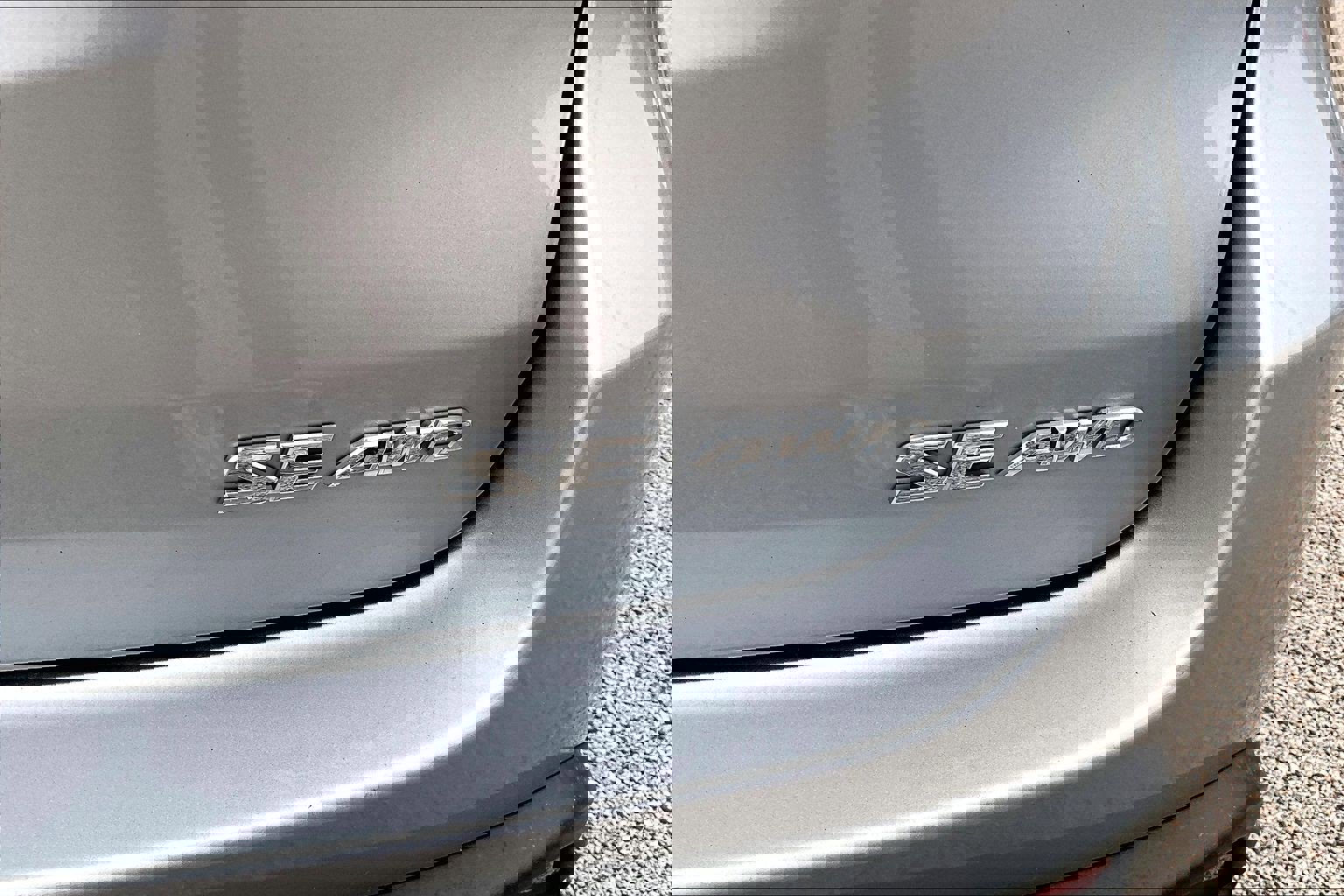 Used 2017 Toyota Highlander SE AWD/4WD image 8