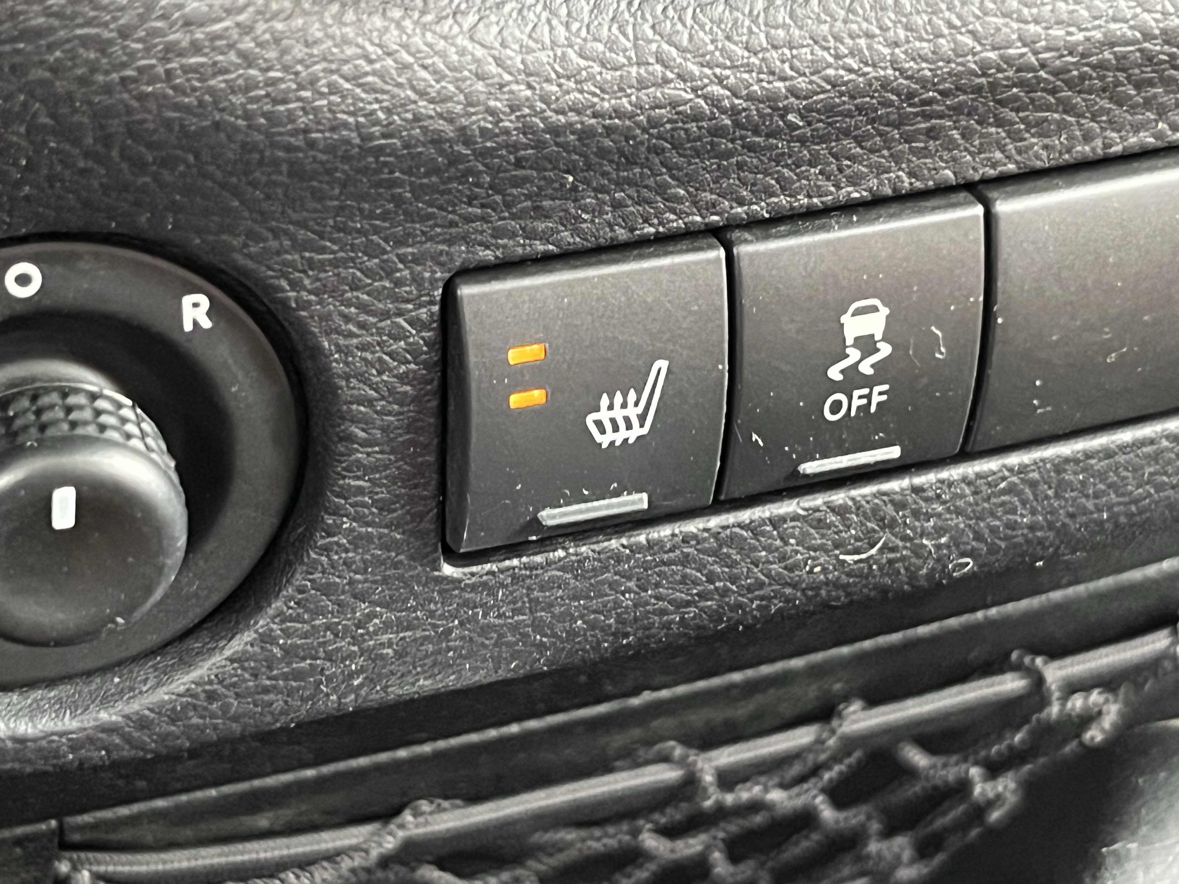 Used 2017 Jeep Wrangler Unlimited Sahara w/ Dual Top Group image 25