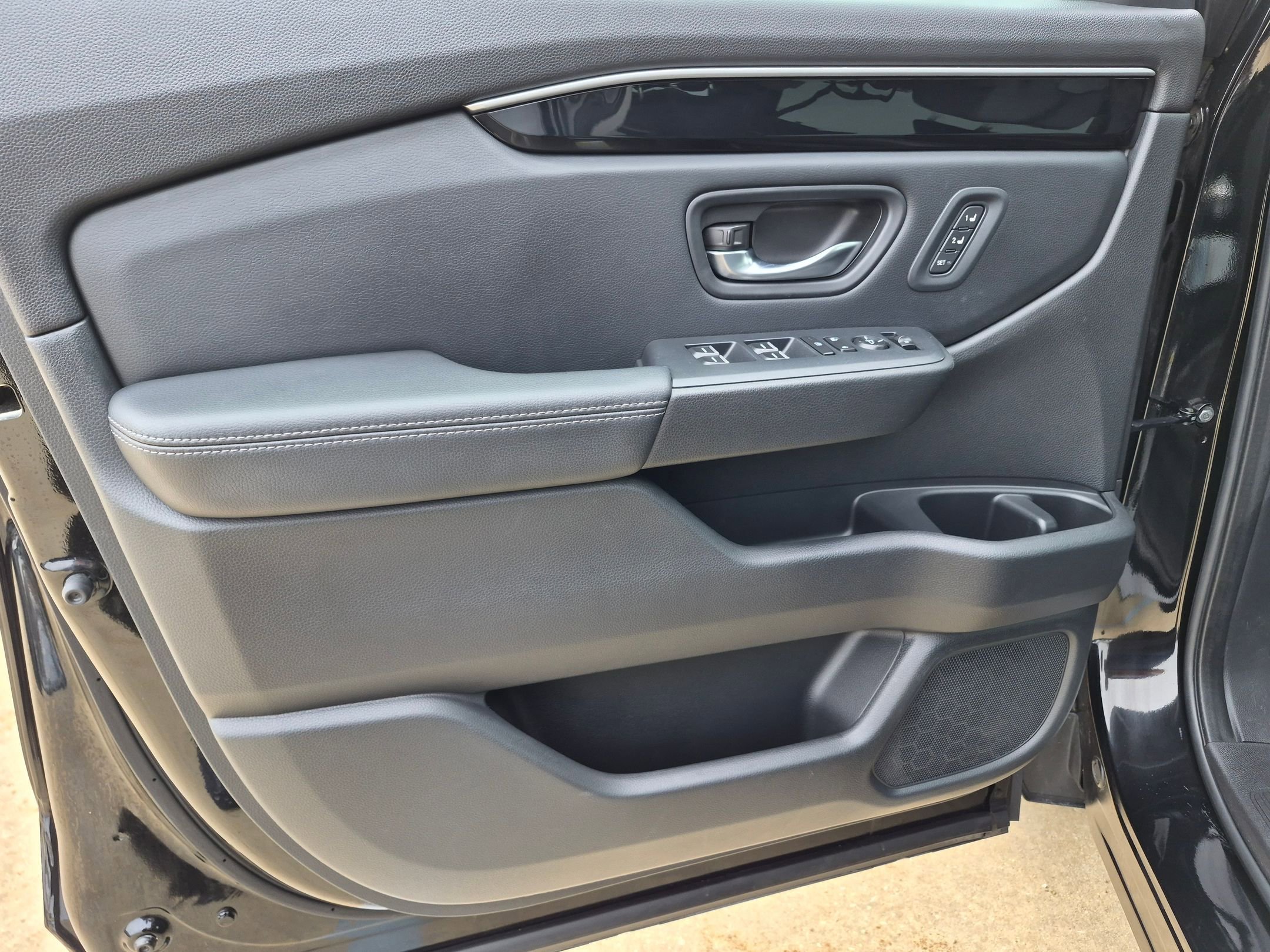 Certified 2023 Honda Pilot Touring image 13