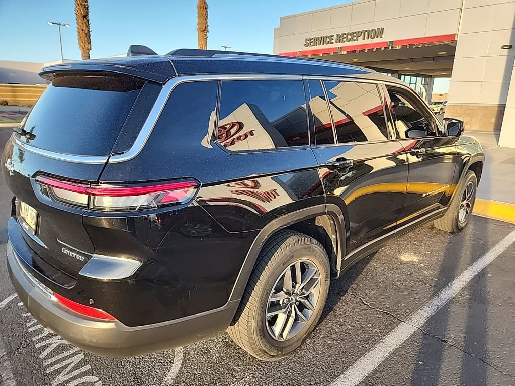 Used 2023 Jeep Grand Cherokee L Limited image 8