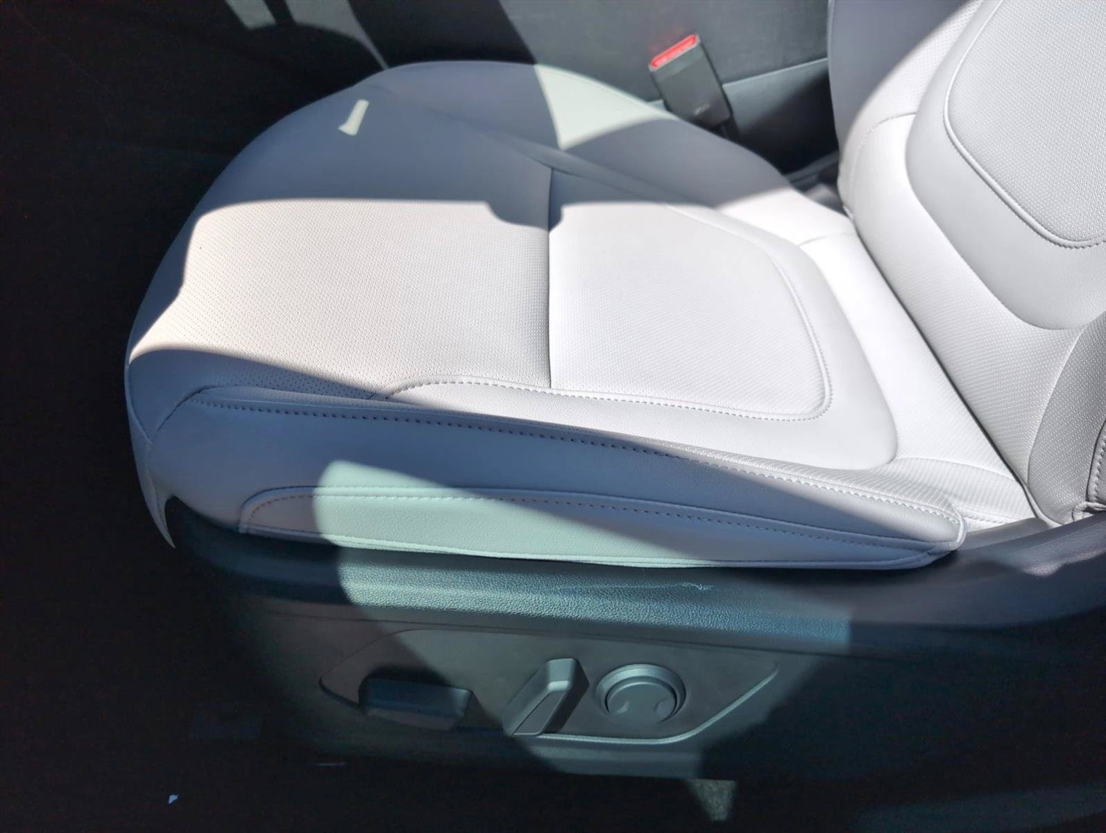 New 2026 Hyundai Santa Cruz SEL FWD image 4