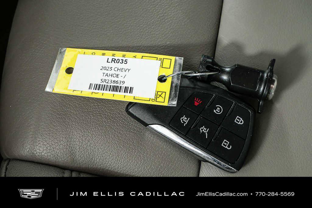 Used 2025 Chevrolet Tahoe LT AWD/4WD image 39
