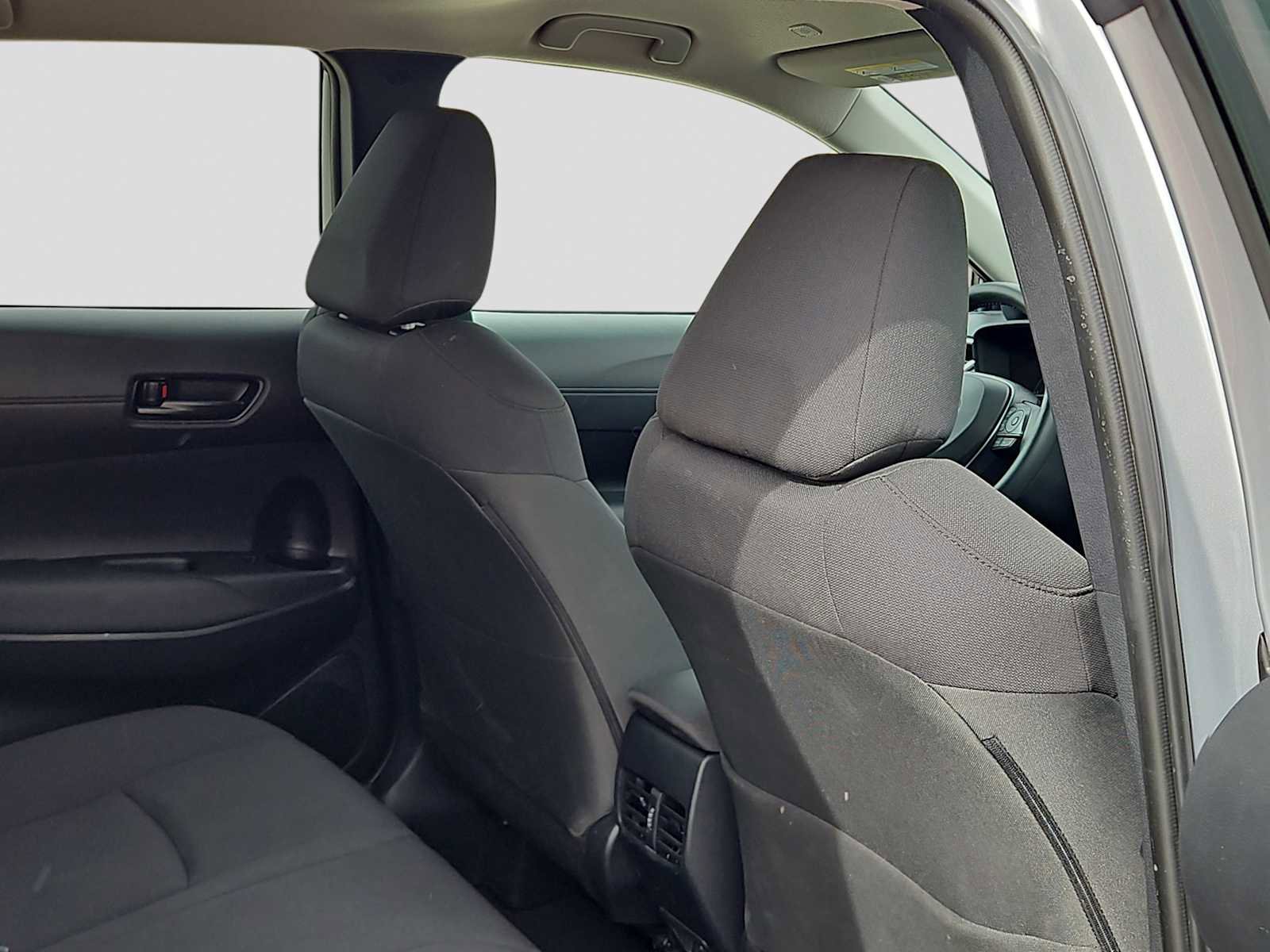 Used 2024 Toyota Corolla Cross LE image 17