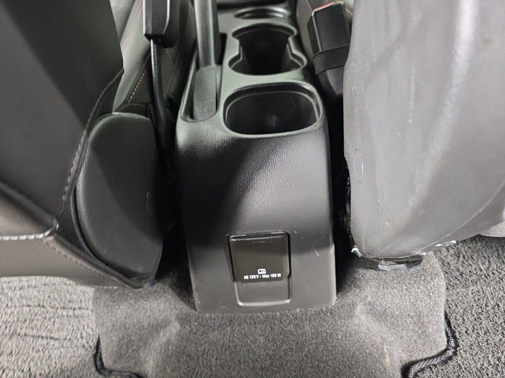 Used 2019 Chevrolet Trax LT w/ LT Convenience Package image 31