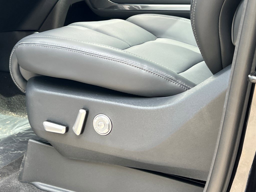 New 2025 Lincoln Navigator L Reserve w/ Jet Appearance Package image 18