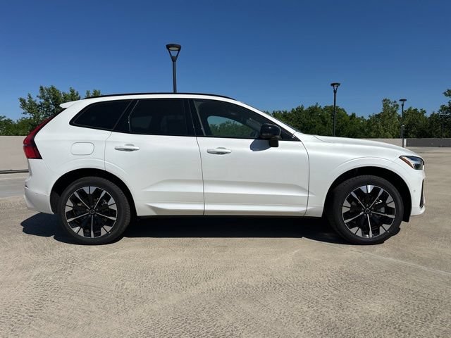 New 2026 Volvo XC60 B5 Plus w/ Protection Package Premier AWD/4WD image 8