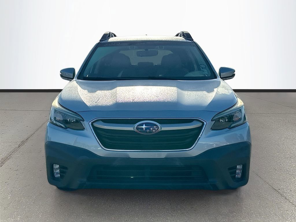 Used 2020 Subaru Outback Premium image 2