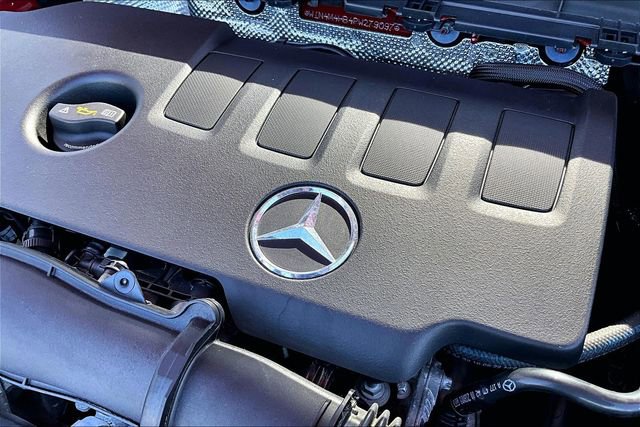 Certified 2023 Mercedes-Benz GLB 250 4MATIC image 34