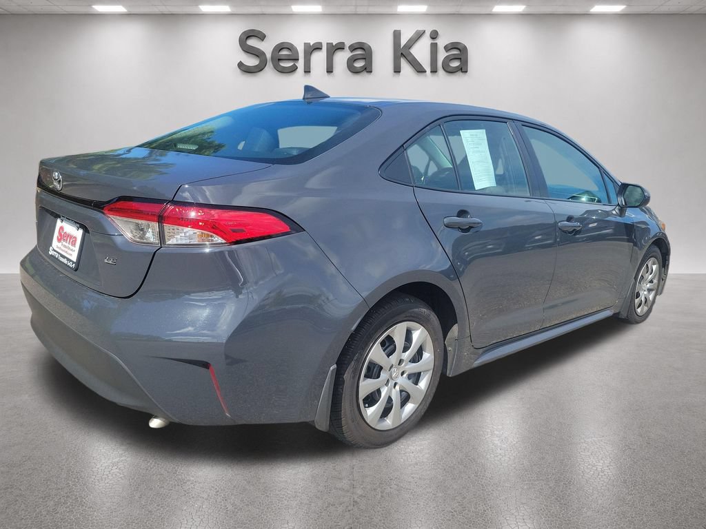 Used 2025 Toyota Corolla LE FWD image 5