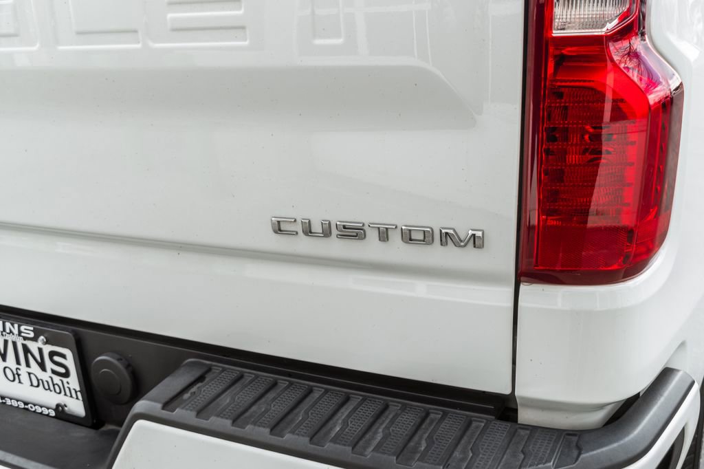 Used 2023 Chevrolet Silverado 1500 Custom image 37