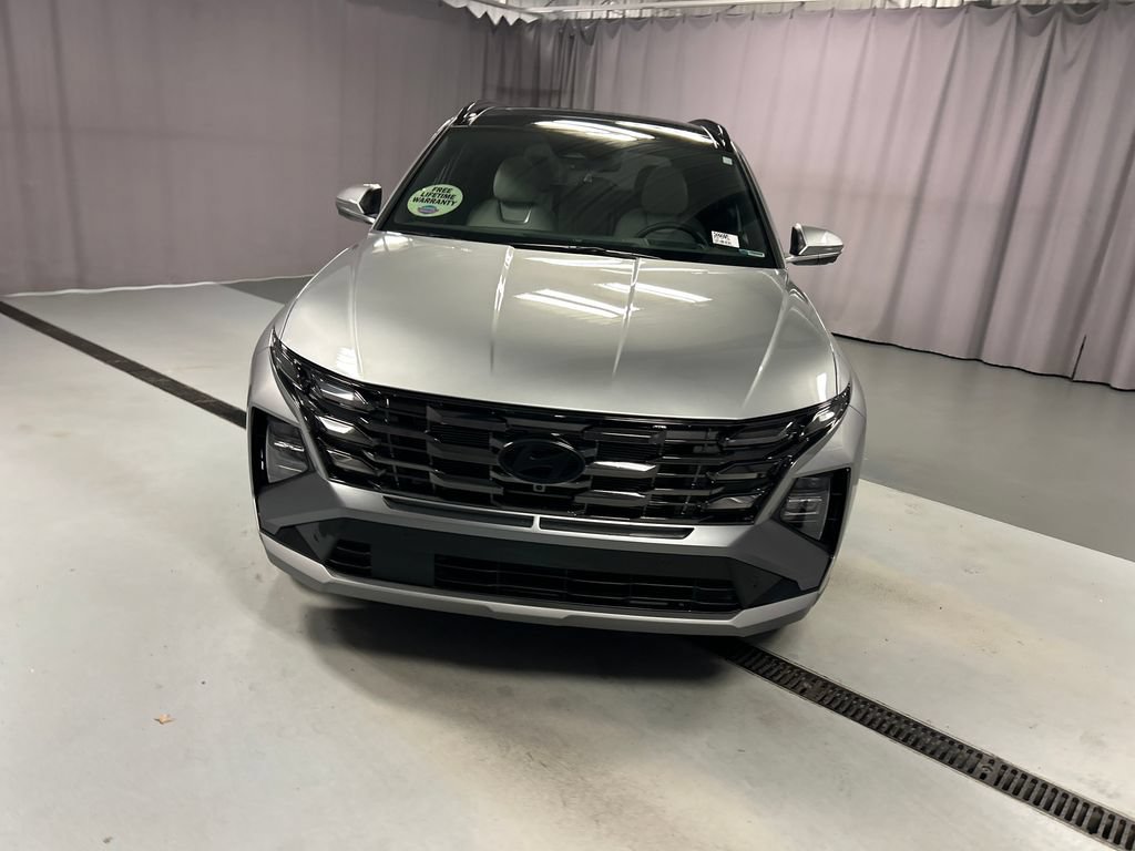 Used 2026 Hyundai Tucson Limited FWD image 2