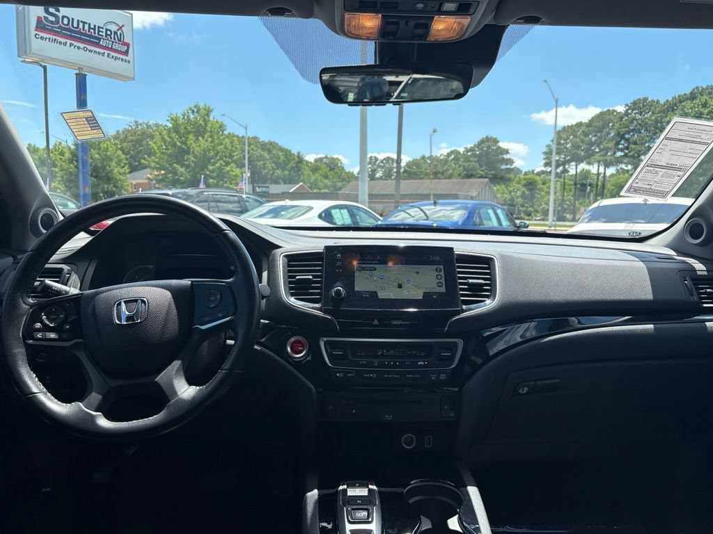 Used 2021 Honda Pilot Touring image 9
