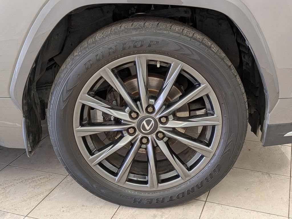 Used 2023 Lexus LX 600 F Sport AWD/4WD image 12