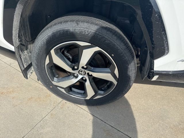 Used 2023 Toyota RAV4 SE w/ Weather & Moonroof Package image 10