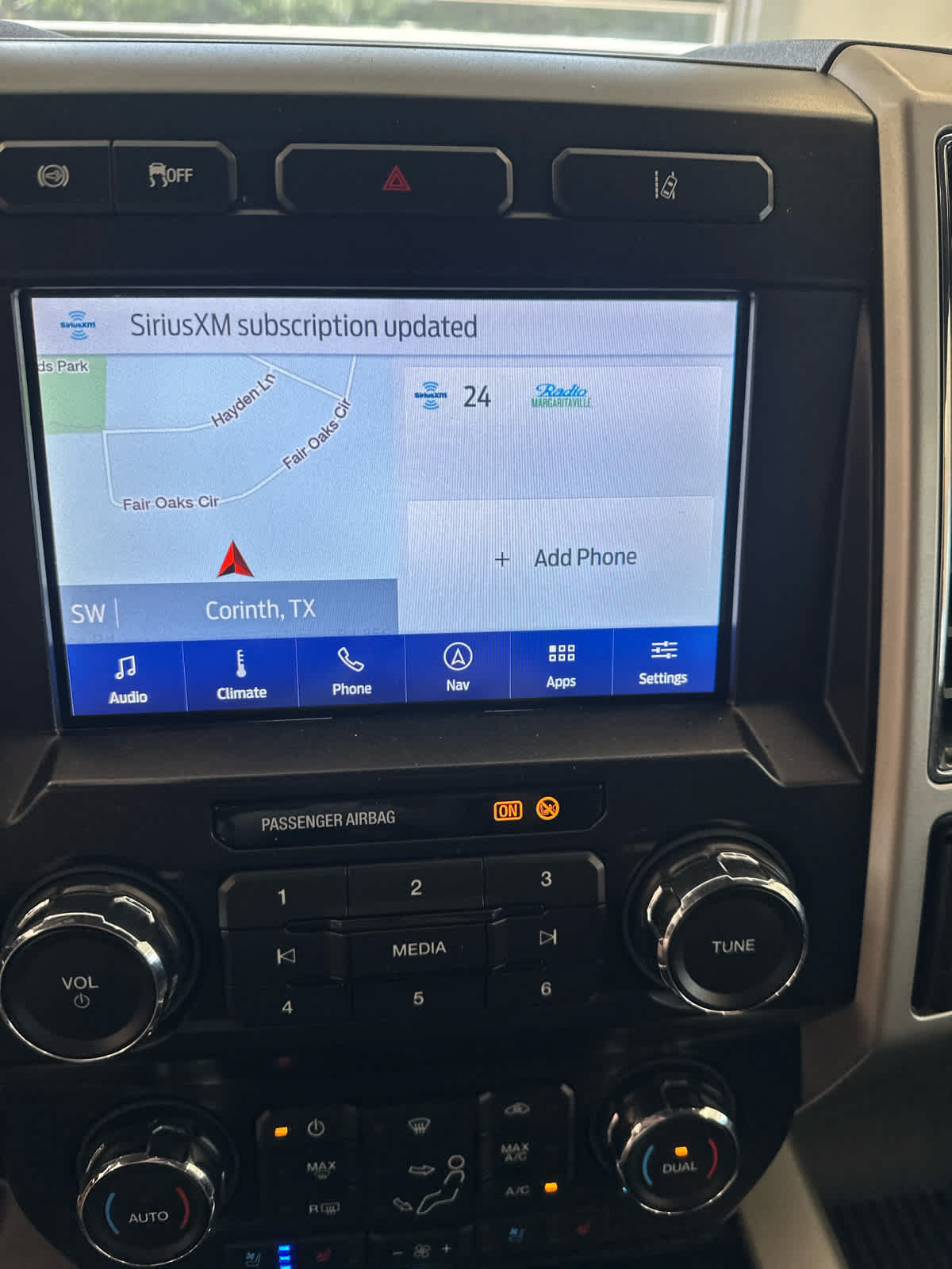 Used 2020 Ford F250 Lariat w/ Lariat Value Package AWD/4WD image 14