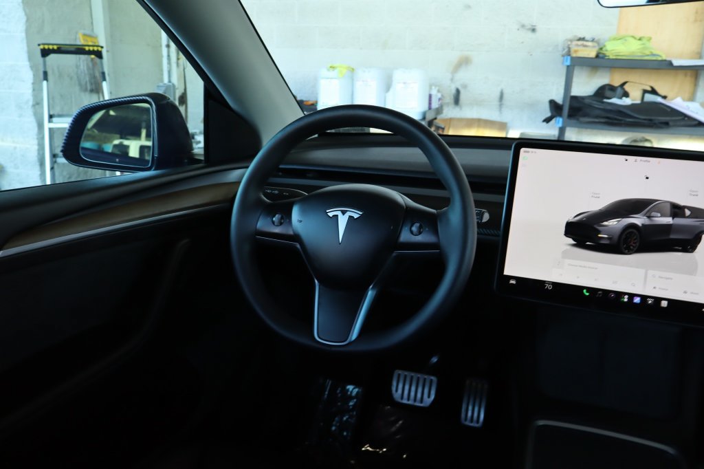 Used 2023 Tesla Model Y Performance AWD/4WD image 27