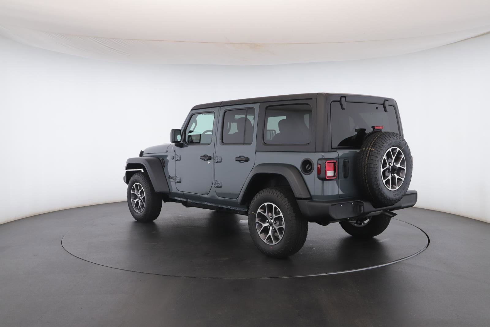 New 2026 Jeep Wrangler Unlimited Sport image 18
