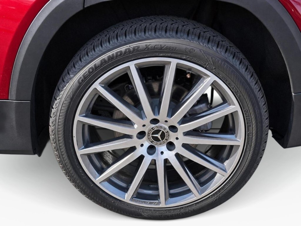 Used 2022 Mercedes-Benz GLB 250 4MATIC image 21