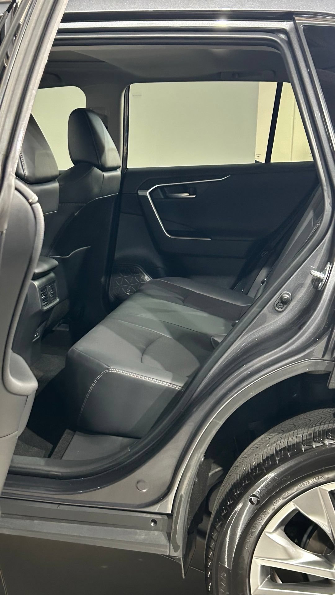 Used 2025 Toyota RAV4 Limited FWD image 47