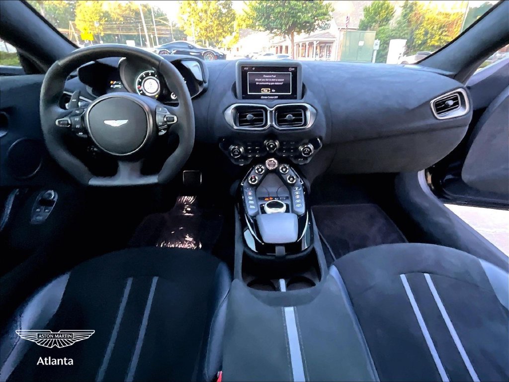 Used 2020 Aston Martin V8 Vantage Coupe RWD image 13