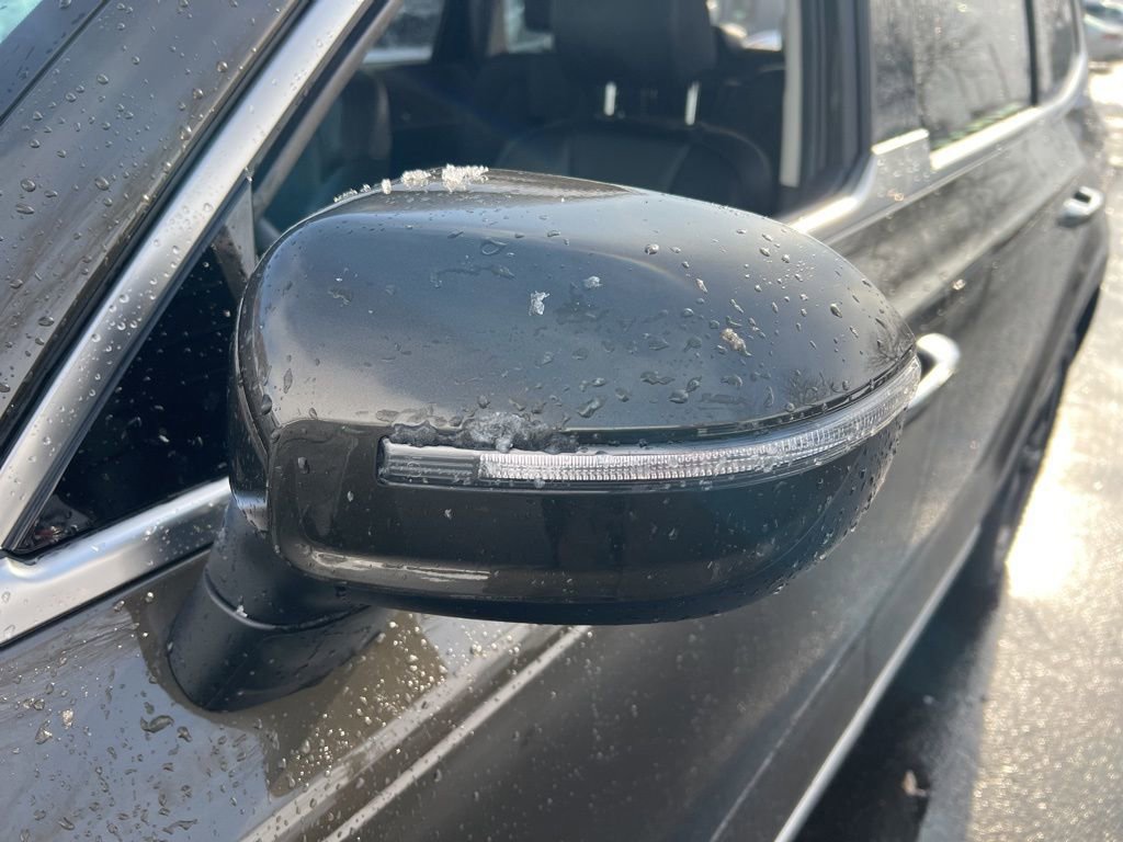 Certified 2023 Kia Telluride S w/ S Sunroof Package image 31