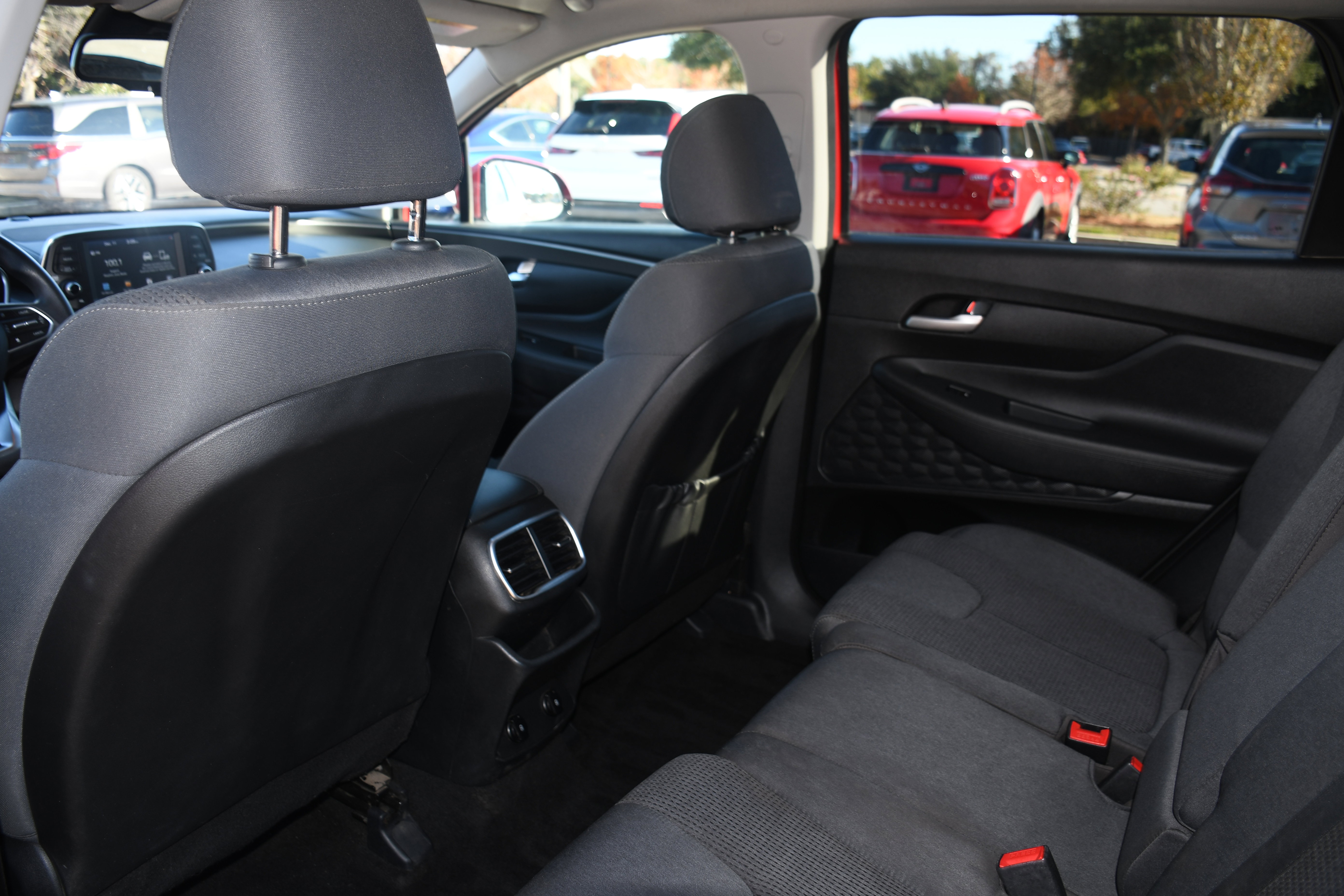 Used 2020 Hyundai Santa Fe SEL image 15