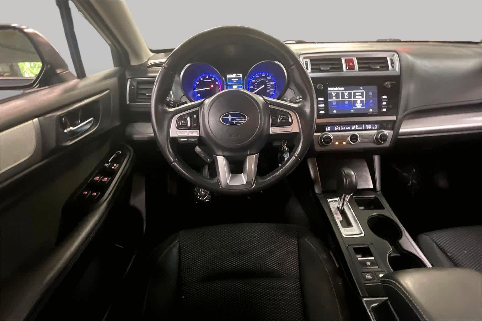 Used 2016 Subaru Outback 2.5i Premium AWD/4WD image 6
