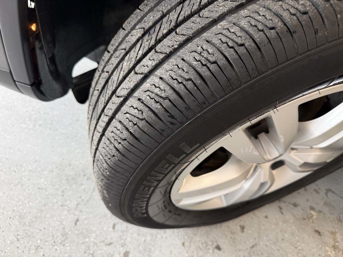Used 2016 Volkswagen Tiguan S FWD image 23